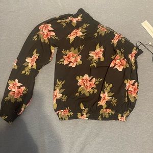 One shoulder top - new ! Brand: O’Neill